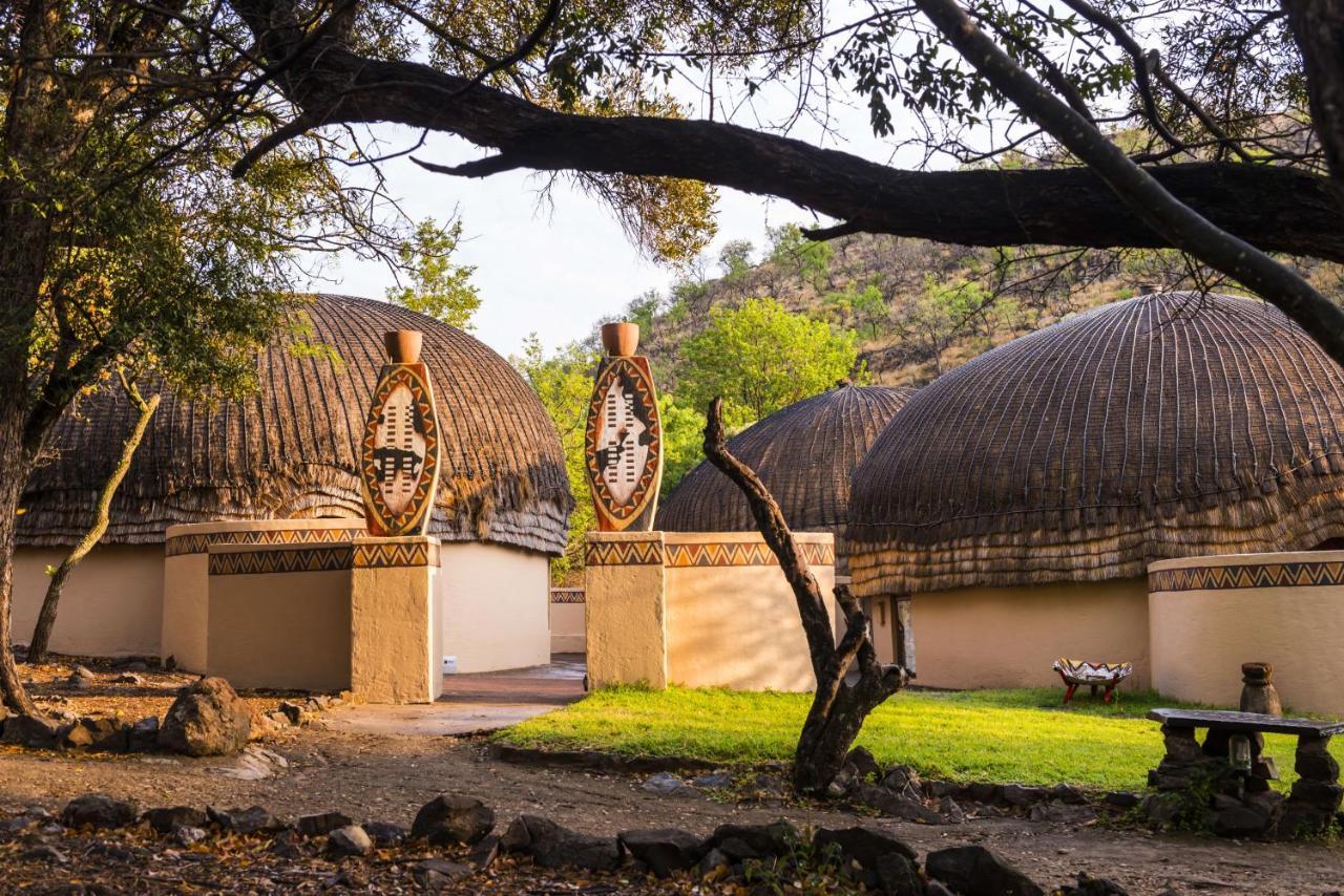Aha Lesedi African Lodge & Cultural Village Broederstroom 외부 사진