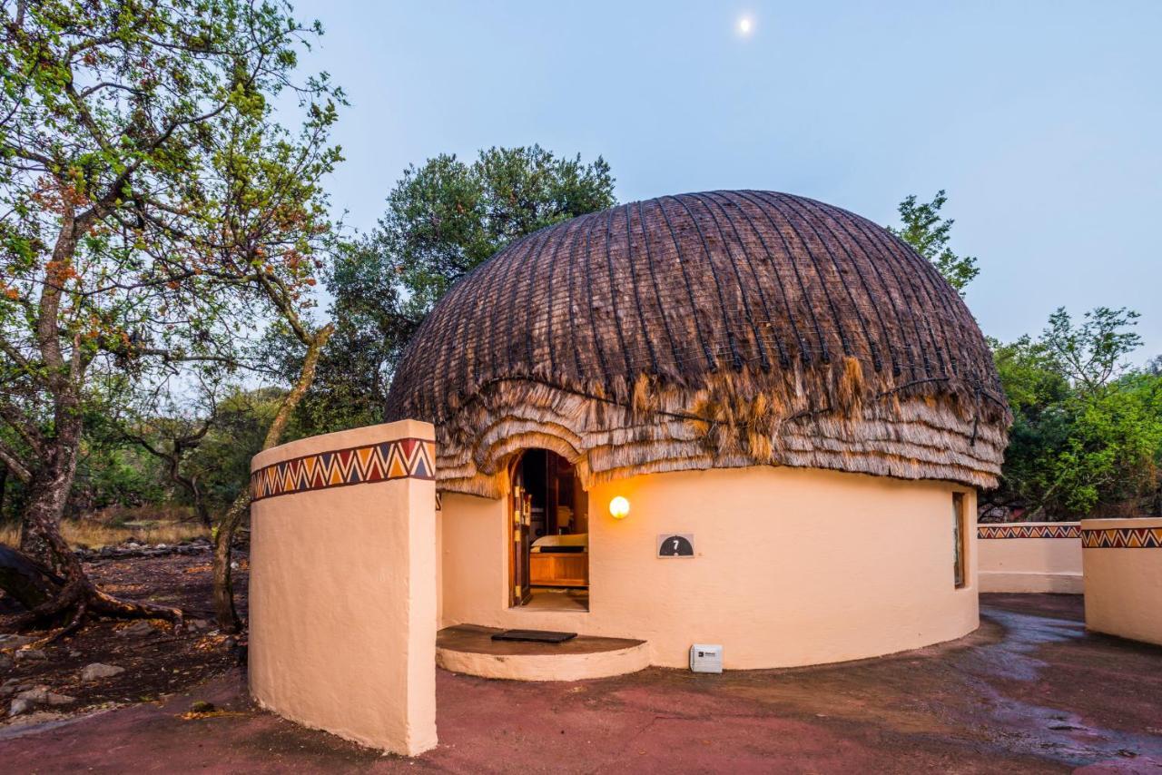 Aha Lesedi African Lodge & Cultural Village Broederstroom 외부 사진