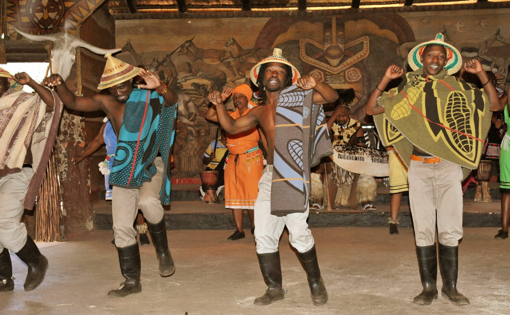 Aha Lesedi African Lodge & Cultural Village Broederstroom 외부 사진