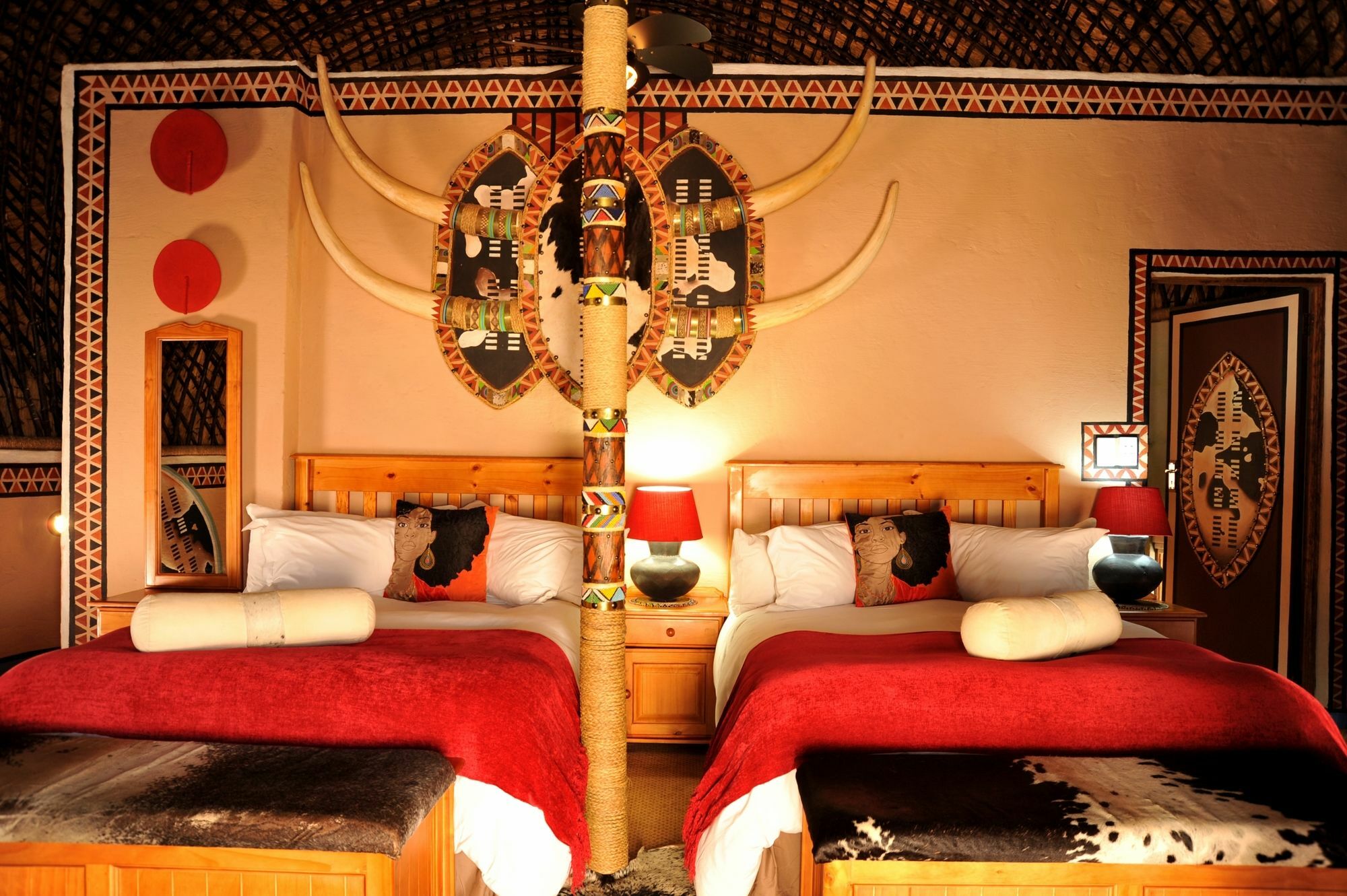 Aha Lesedi African Lodge & Cultural Village Broederstroom 외부 사진