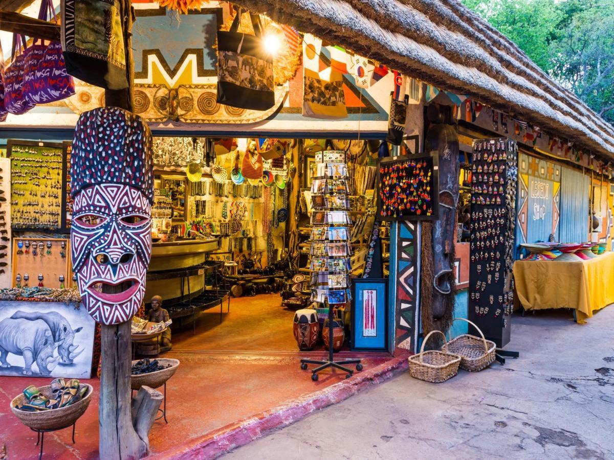 Aha Lesedi African Lodge & Cultural Village Broederstroom 외부 사진