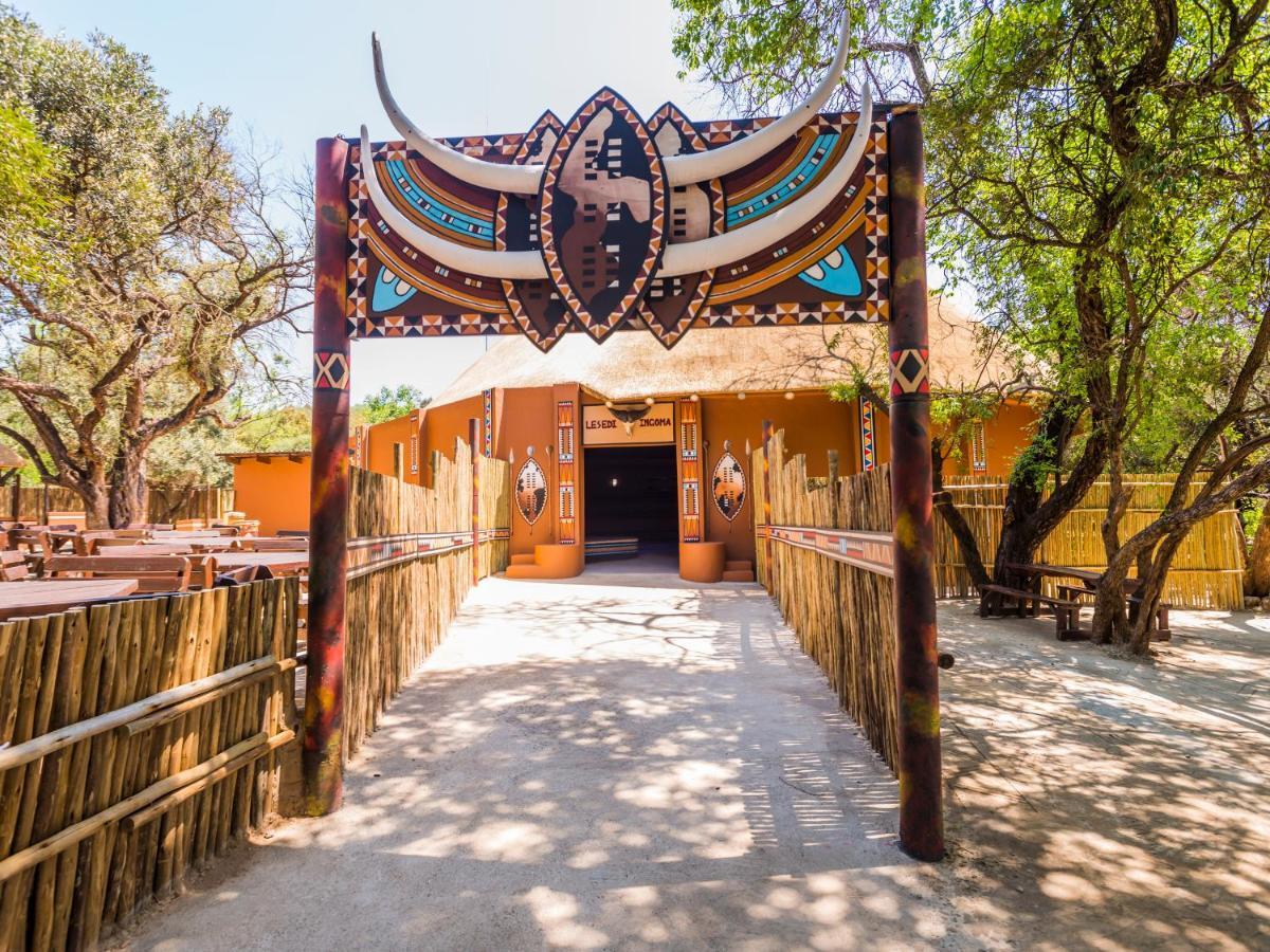 Aha Lesedi African Lodge & Cultural Village Broederstroom 외부 사진